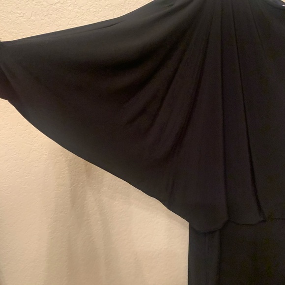 Dress - Picture 3 of 5